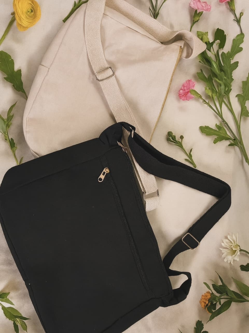 Travel-Ready Canvas Utility Bag